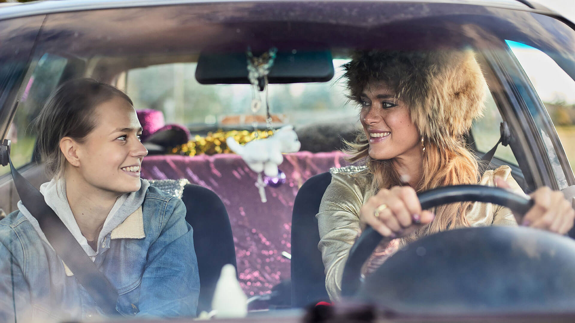 Kiitetty uusi kotimainen draamaelokuva MIAMI avasi yli 10 000 katsojalla