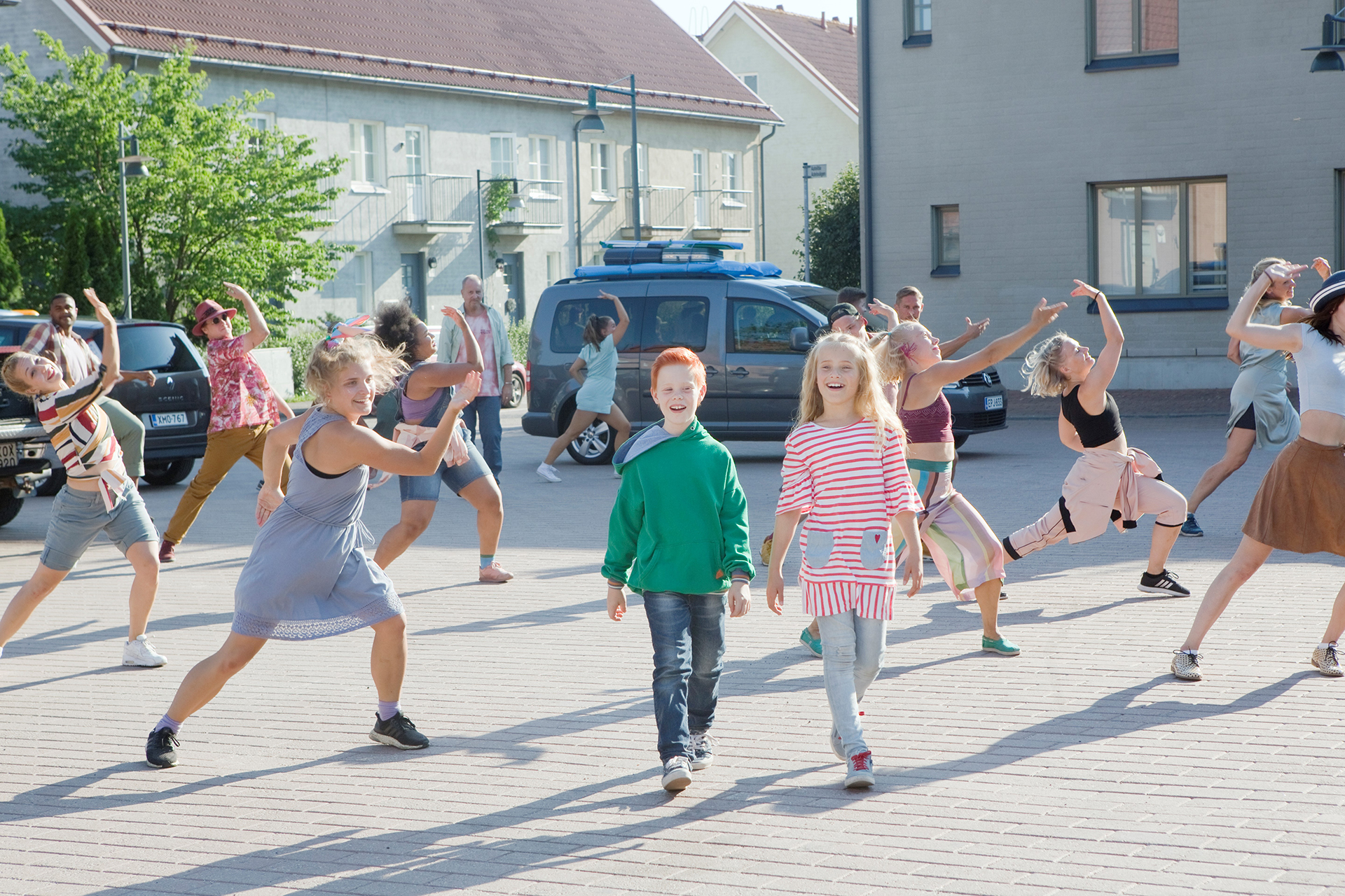 RISTO RÄPPÄÄJÄ JA PULLISTELIJA JÄTTIHITTI – KATSOJIA AVAUSVIIKONLOPUN JÄLKEEN 53 903