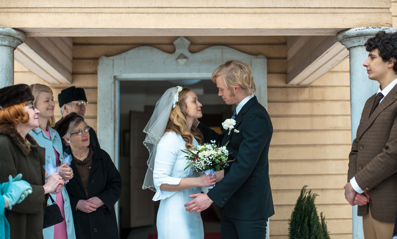 KATSO KARI TAPION JA PIA VIHERIÄVAARAN ENSITREFFIEN ALKU